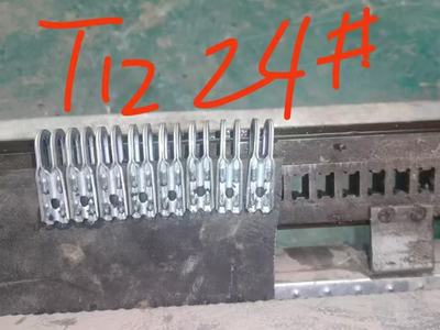 T12皮带扣24
