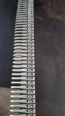 连体高强度皮带扣DK一1型